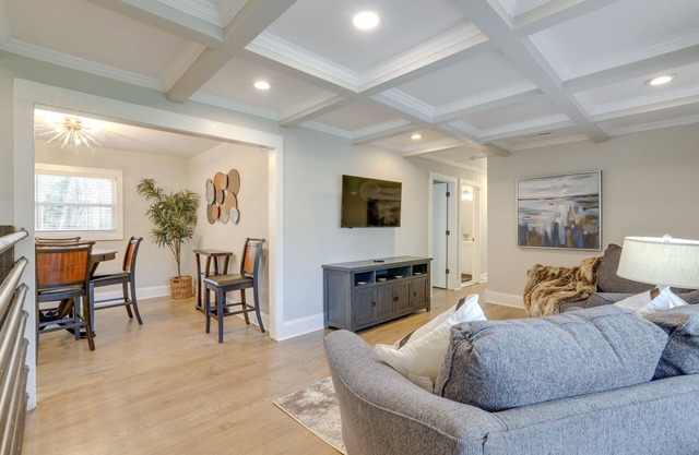 Pet-Friendly Decatur Home ~ 8 Mi to Downtown ATL!