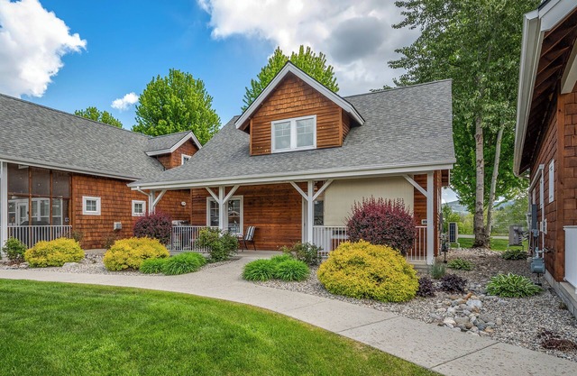 Pet Friendly Dover Bay Getaway