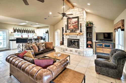 Pet-Friendly Flatonia House with Patio and Gazebo!