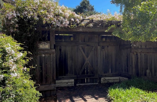 Entire Guest House in Carmel Valley California