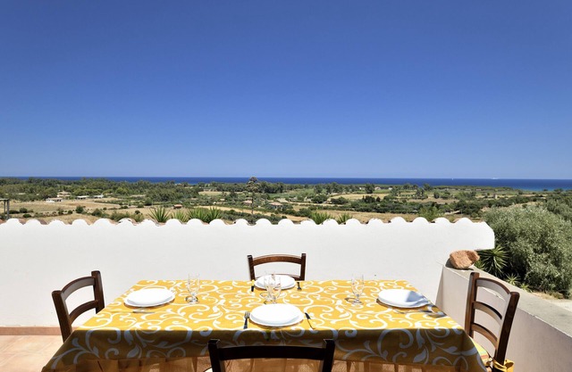 Haustierfreundliches Ferienhaus Vista Mare mit Meerblick, Garten und WLAN