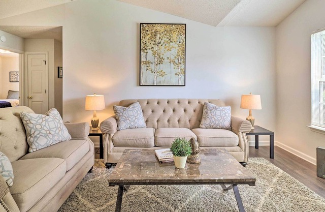 NEW! Pet-Friendly Home - 13 Mi to Parris Island!