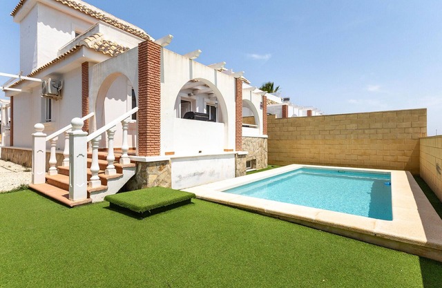 Pet friendly home in Avileses