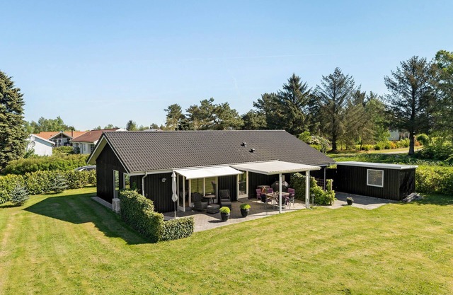Schönes Haus in Farsø mit WLAN
