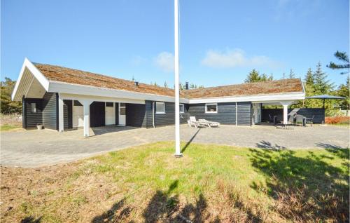 Pet Friendly Home In Rømø With Kitchen