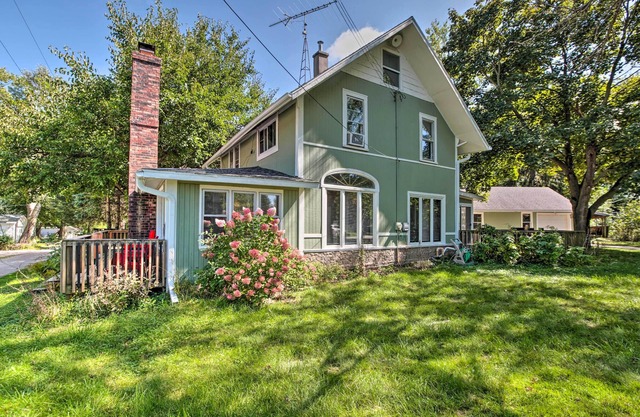 NEU! Haustierfreundliches Haus mit Blick auf den Lake Delavan!