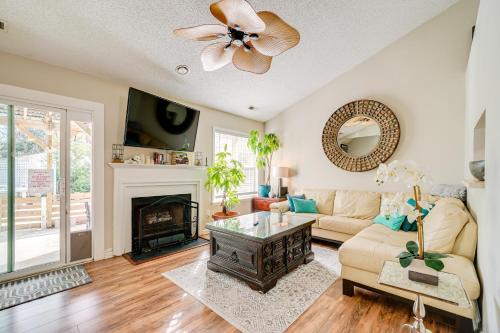 Pet-Friendly Home with Private Hot Tub in Wilmington