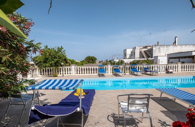 Haustierfreundliches Ferienhaus Casa Papadia - Trilocale Basilico mit Pool & WLAN