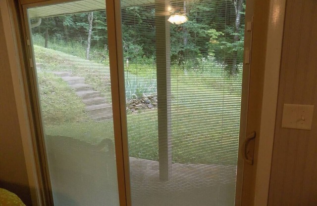 Pet Friendly Moonfall Cottage Gatlinburg