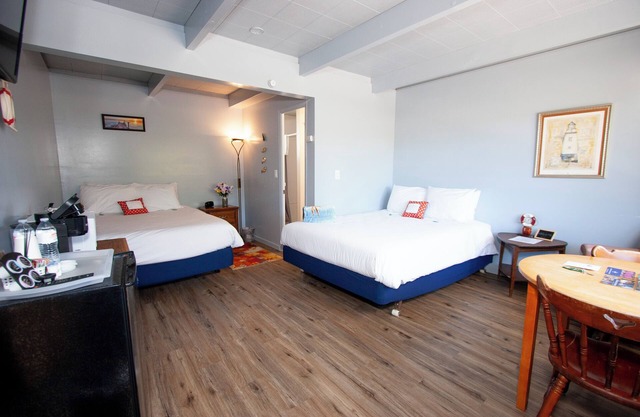 Pet Friendly Motel, 1 mile to the beach!