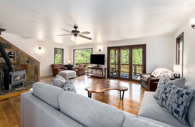 Pet Friendly! Nestled in the Trees, Nearby Lake + Short Drive to Downtown Whitefish