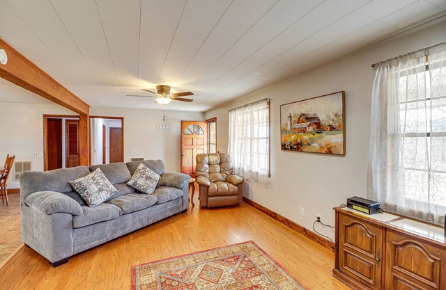 Pet-Friendly Onia Vacation Rental w/ Private Deck!