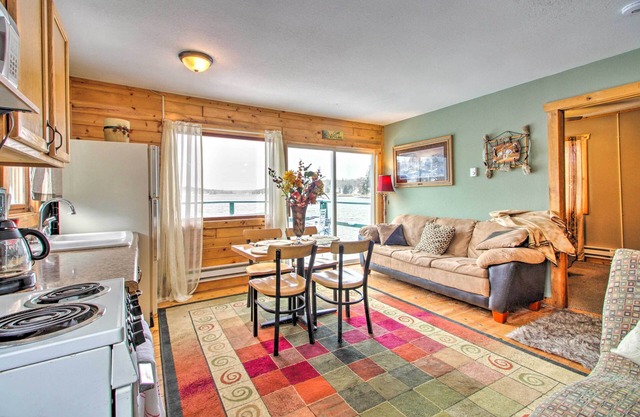 Pet-Friendly Outing Getaway w/ Lake Access!