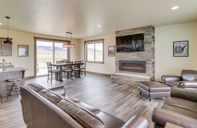 Pet-Friendly Polson Home w/ Mountain Views!