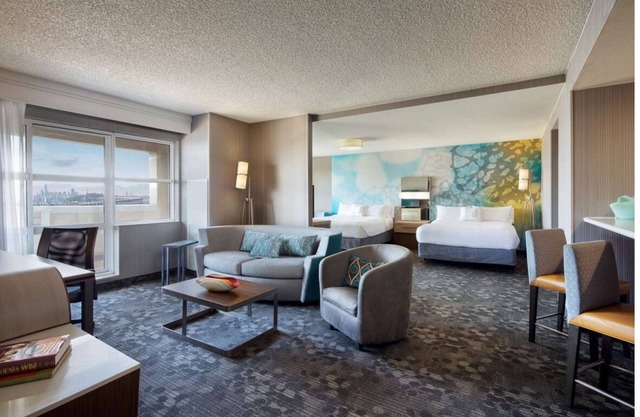 Pet friendly Property! Indoor swimming pool, Close to Tilden Regional Park!