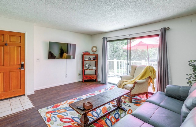 Pet-Friendly Santa Maria Condo w/ Balcony!