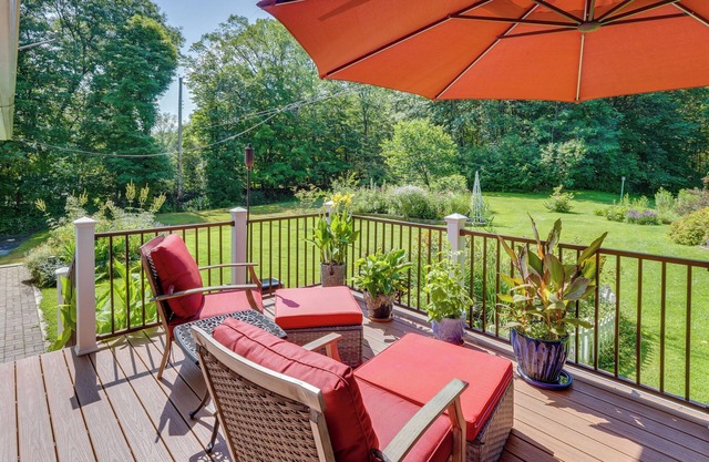Pet-Friendly Staatsburg Studio - Near State Park