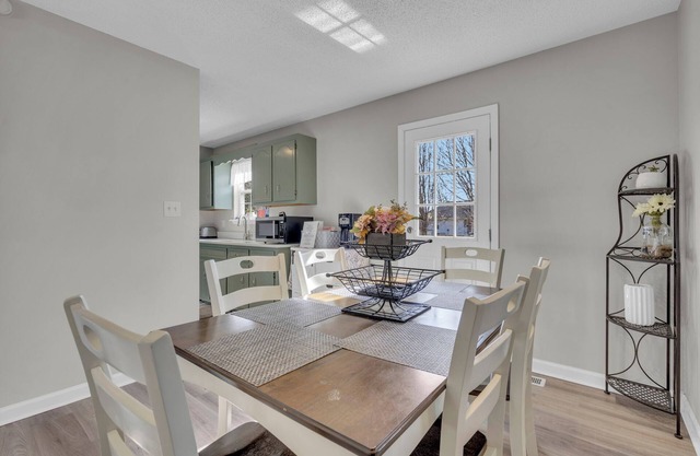 Pet-Friendly Stay & EV Ready | Sleeps 6 Plus