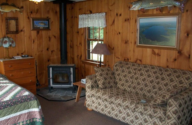 Tierfreundliches Studio mit Kamin und Klimaanlage