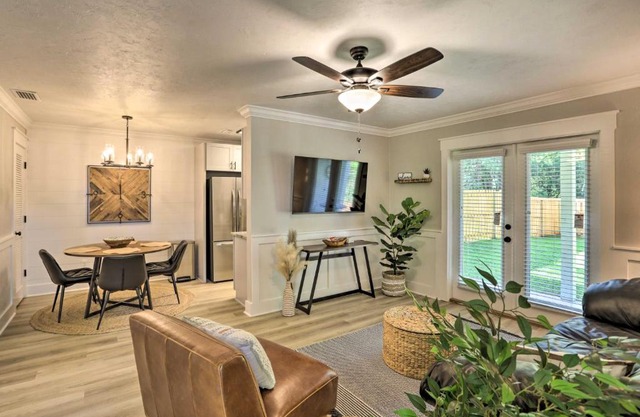 Pet-Friendly Tallahassee Retreat, Near Parks!