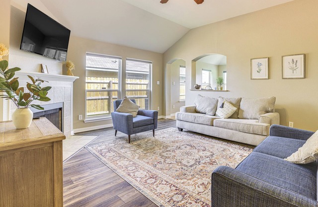 Pet-friendly Texas Retreat w/ Fenced-in Yard!