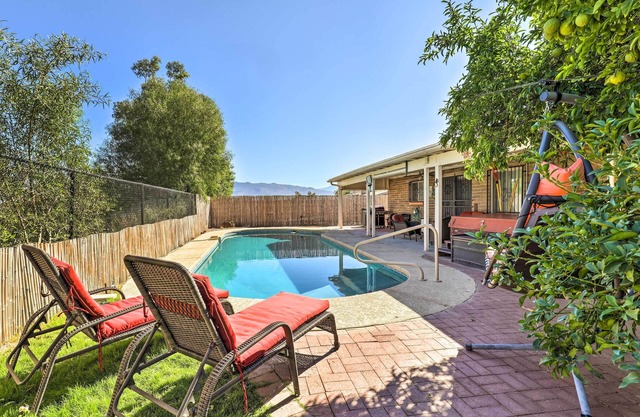 Haustierfreundliches Tucson-Haus mit beheiztem Pool und Whirlpool