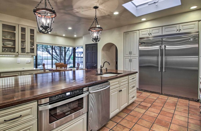 Pet-Friendly Tucson House w/Private Pool!