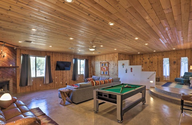 NEW! Pet-Friendly Tucson Oasis w/ Pool & Game Room