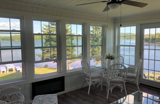 Pet Friendly Waterfront Farmhouse- PVT OFC, Views, Kayaks, Game Room & Playset