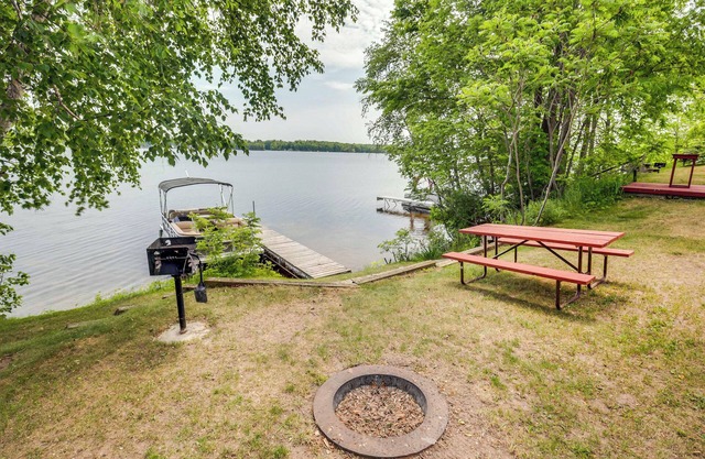 Pet-Friendly Wisconsin Cabin on Lake w/ Fire Pit!