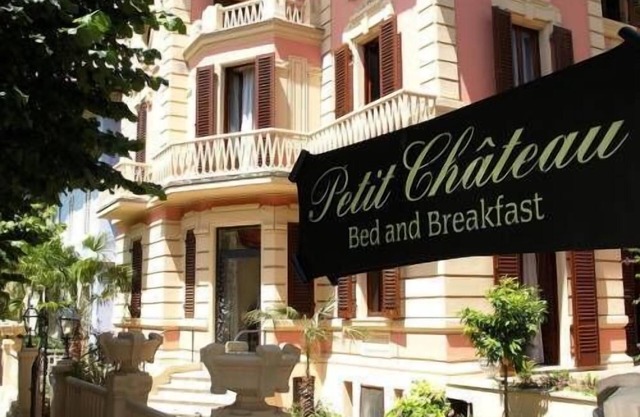 Petit Château