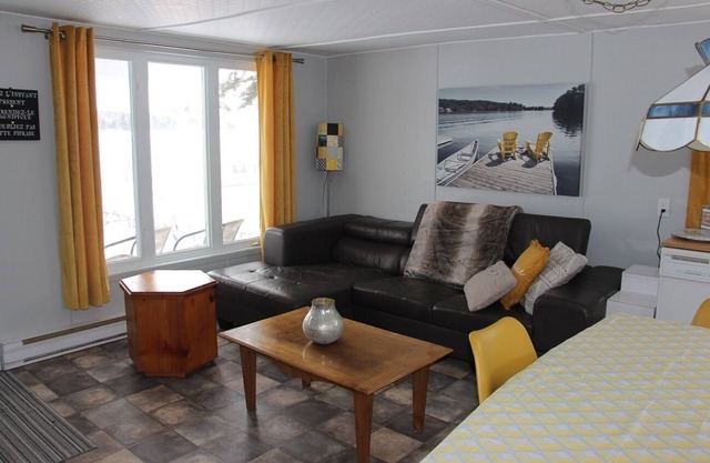 Petit chalet du lac du huit