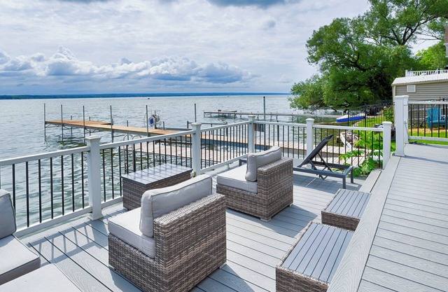 Petit Retreat: The sweetest thing on Cayuga Lake!