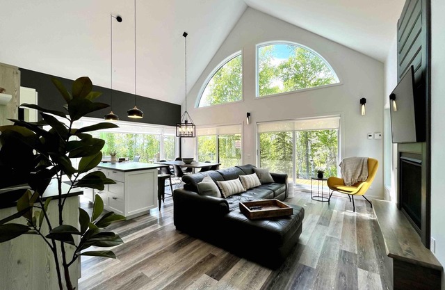 Petite Charlevoix 2 | Charming inviting cottage, spa/sauna