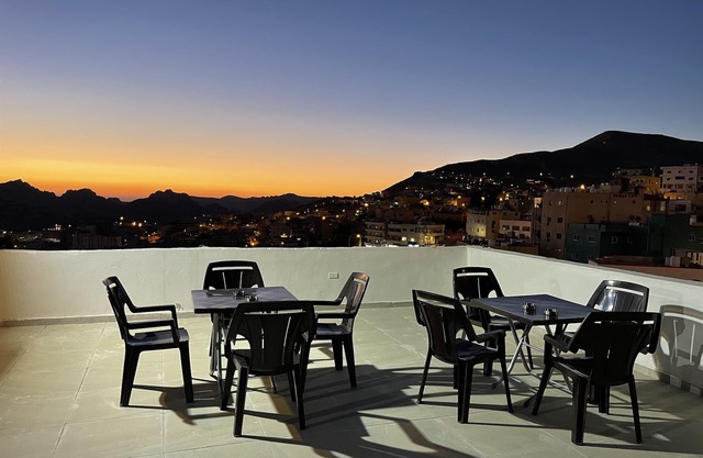 Petra Heart Hotel