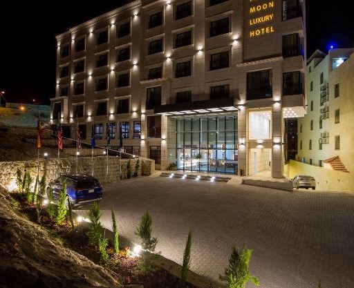 Petra Moon Luxury Hotel