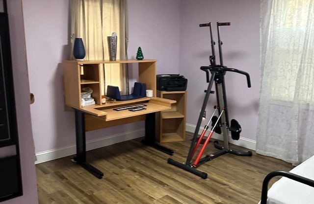 Pets allowed 2 Bedroom apartment with Balcony quiet area.