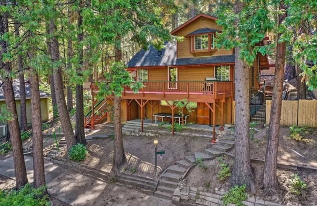 Pets OK! Fully Fenced! PristineFamily Friendly Lake Arrowhead Home! Games!