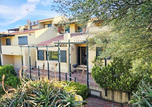 Pgs Immobiliare srls Villetta Smeralda Villetta immersa nella natura con parcheggio privato e WIFI