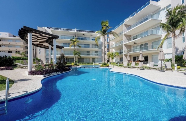 PH in Acapulco | Private Beach Club | Pool |WiFi