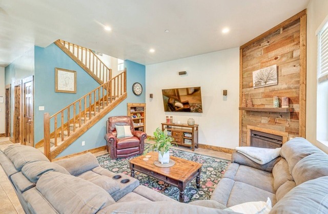 Phenomenal 4-bedroom house in Kings Beach for a perfect getaway