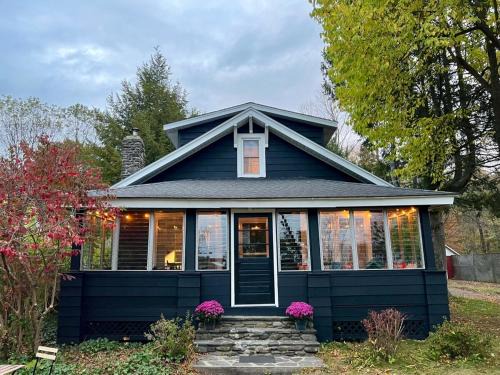 Phoenicia Bungalow