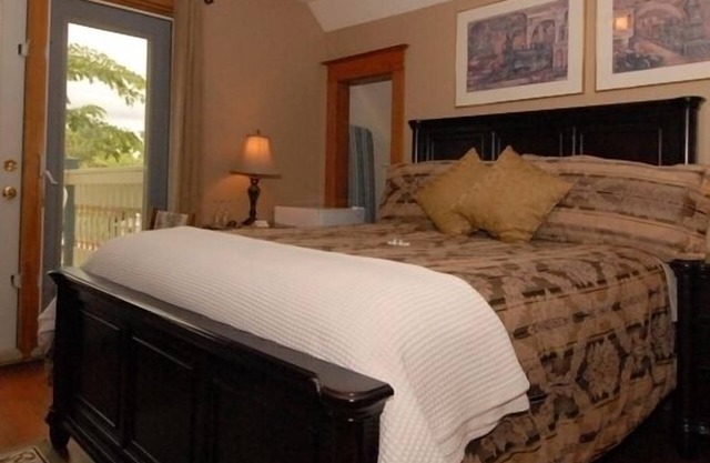 Phoenix House B&B