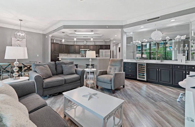 Phoenix on the Bay 1-1114 ~ Indoor/Outdoor Pools, Hot Tub, Lazy River & $400 FREE Activities Daily