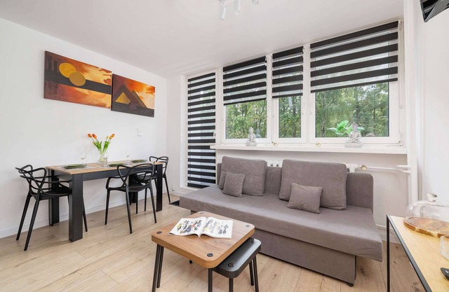 Piastów 5 Kattowitz | Bequeme Wohnung | Balkon | Smart TV | Park Śląski, Zoo