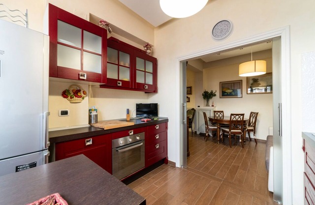 Piazza Arenella - Zwei Schlafzimmer Wohnung, Schläft 4