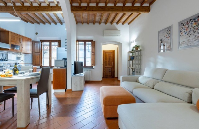 Piazza Artigiani Pisa Lovely Apartment
