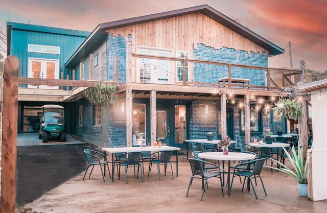 Pickleball Cafe & Micro Hotel