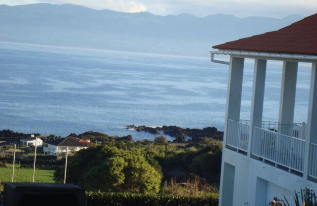 Hollidays Peak Rentals- Berg- und Meerblick
