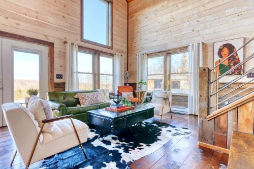 Picture Worthy Cabin with Hot Tub on 10 Private Acres